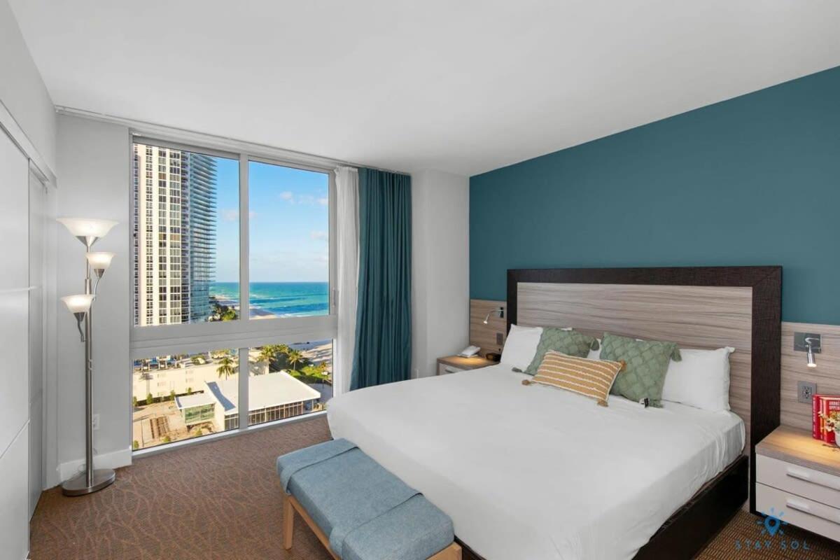 Beachfront Pool Ocean View Balcony Appartamento Miami Beach